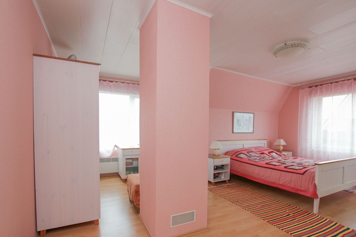 Pärnu linn, Pärnu linn, Rannarajoon, Karusselli tn 82