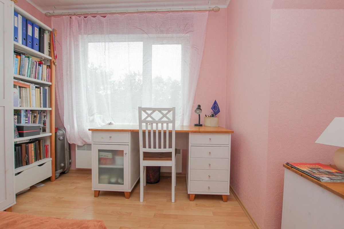 Pärnu linn, Pärnu linn, Rannarajoon, Karusselli tn 82