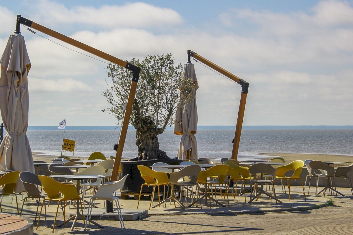 Pärnu linn, Pärnu linn, Rannarajoon, Karusselli tn 82