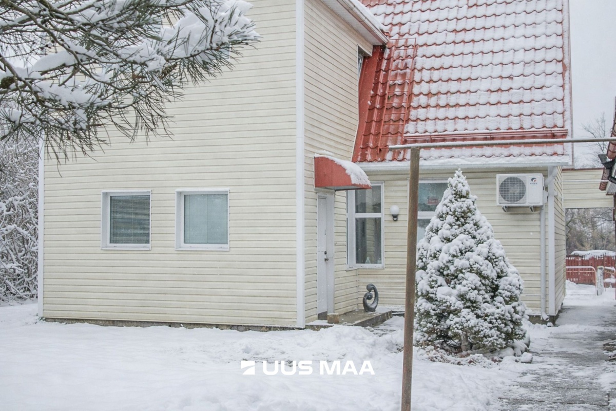 Pärnu linn, Pärnu linn, Rannarajoon, Karusselli tn 82