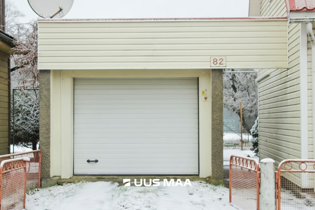 Pärnu linn, Pärnu linn, Rannarajoon, Karusselli tn 82