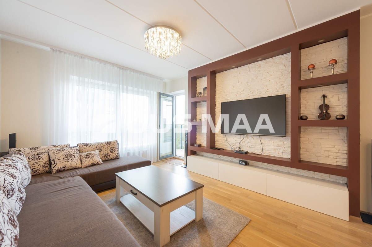 Tallinn, Mustamäe linnaosa, Kadaka, Pöörise 20