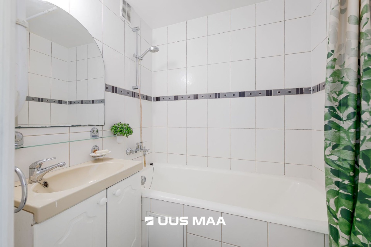 Tallinn, Lasnamäe linnaosa, Mustakivi, Mahtra tn 56