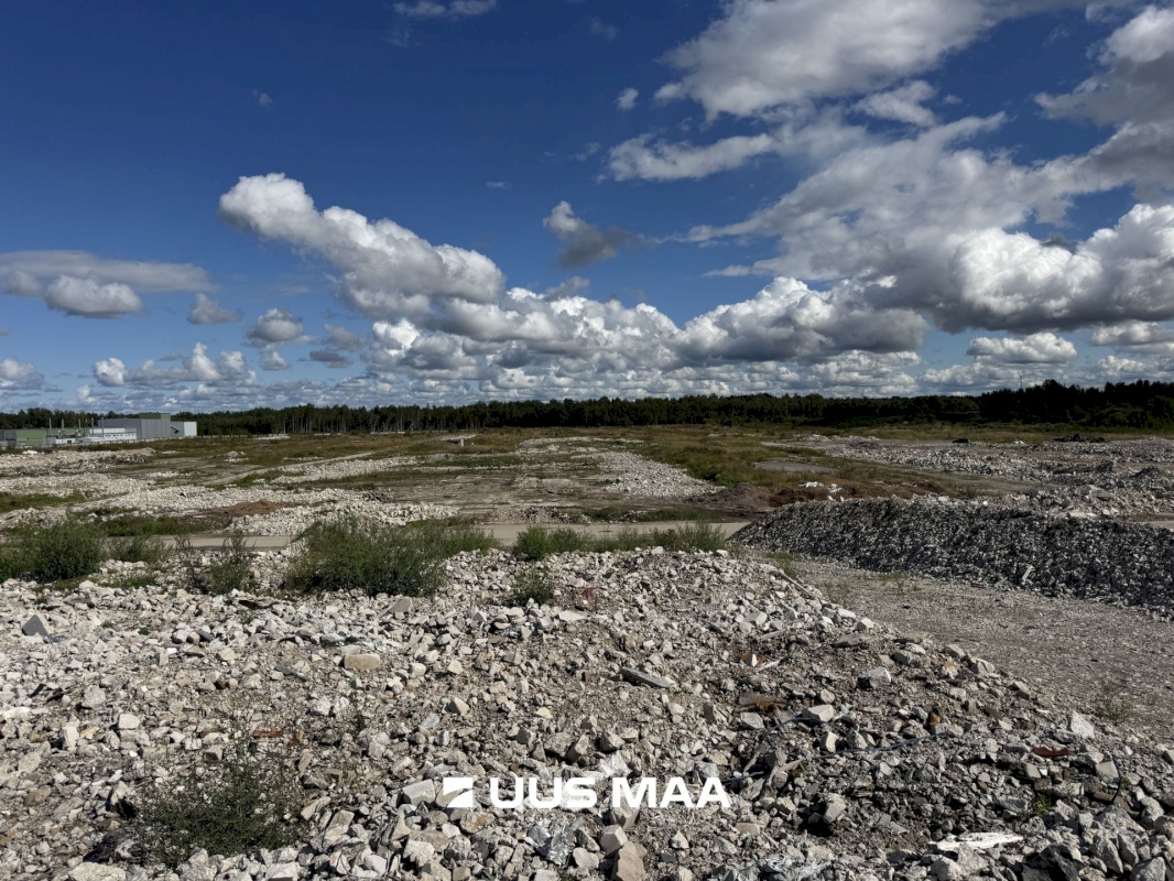 Lüganuse vald, Püssi linn, Maidla tee 7