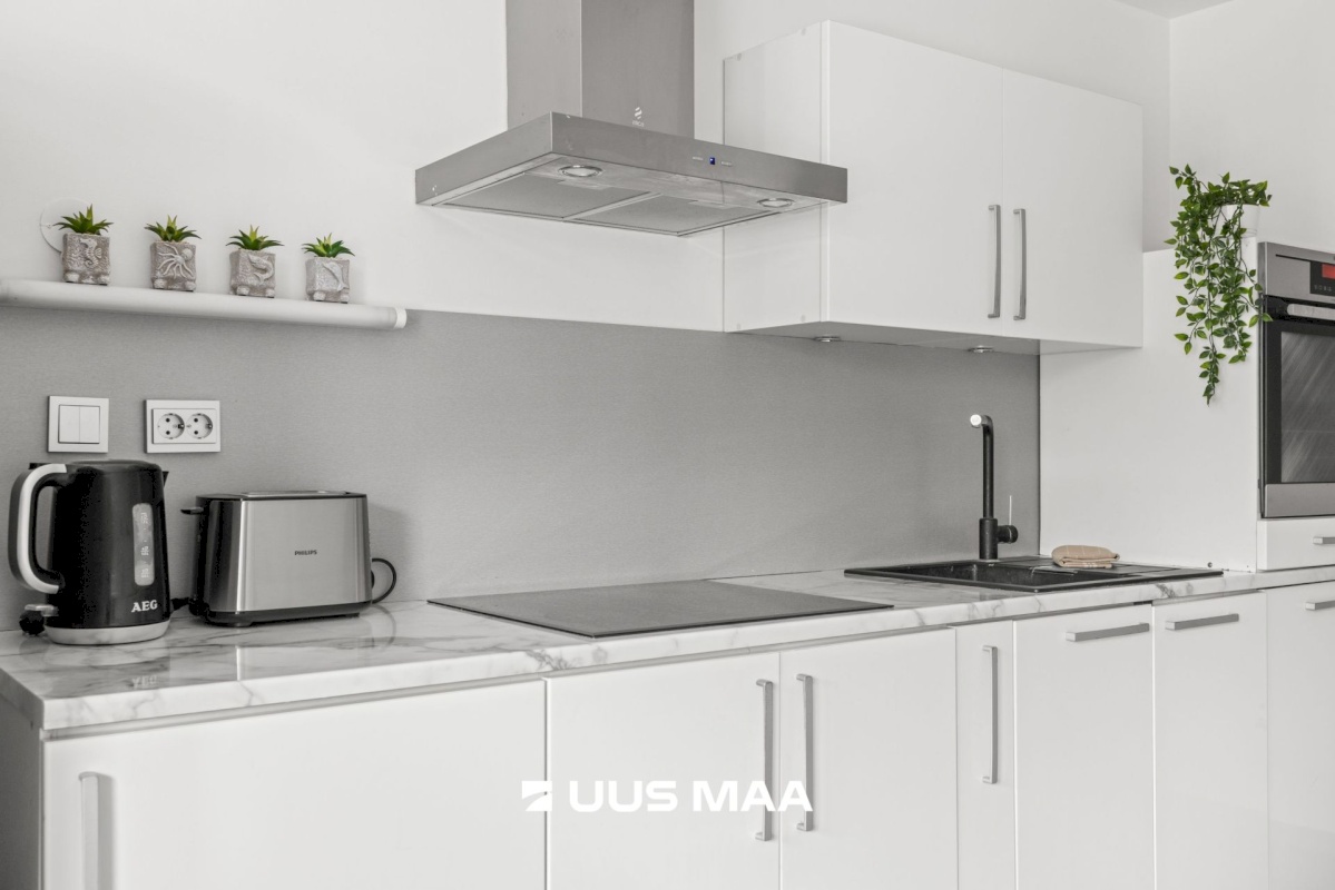 Tallinn, Kesklinna linnaosa, Pärnu mnt 110