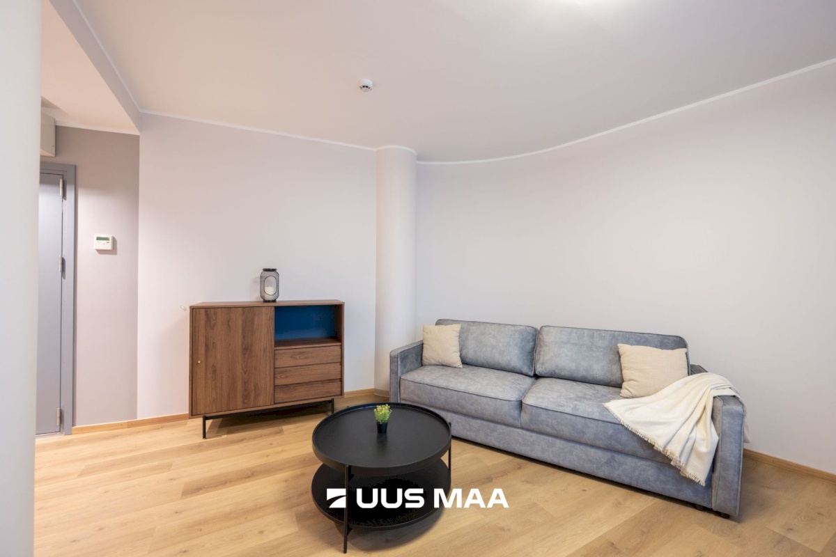 Tallinn, Kesklinna linnaosa, Südalinn, Tartu mnt 18