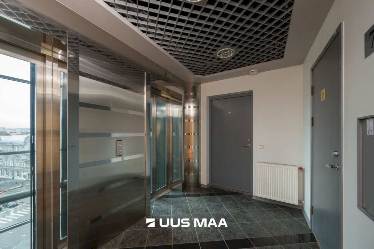 Tallinn, Kesklinna linnaosa, Südalinn, Tartu mnt 18