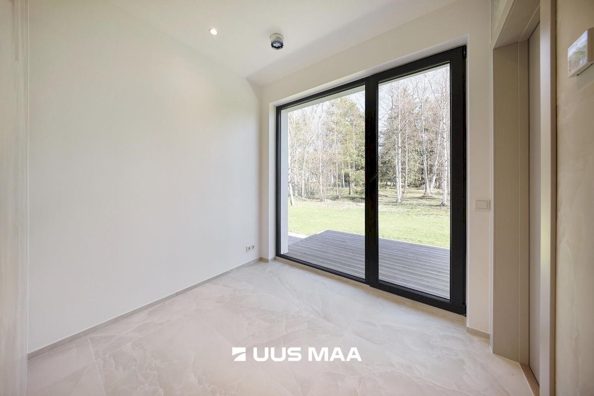 Viimsi vald, Rohuneeme küla, Rohuneeme tee 144-2