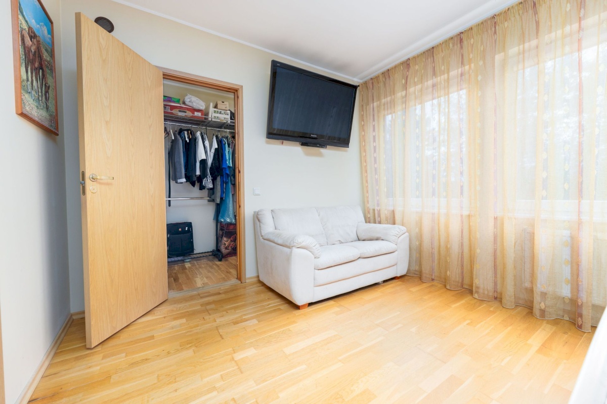 Viimsi vald, Metsakasti küla, Marjamaa tee 18