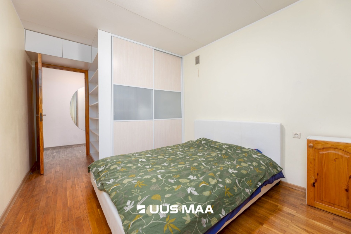 Tallinn, Kesklinna linnaosa, Kadriorg, Raua 55