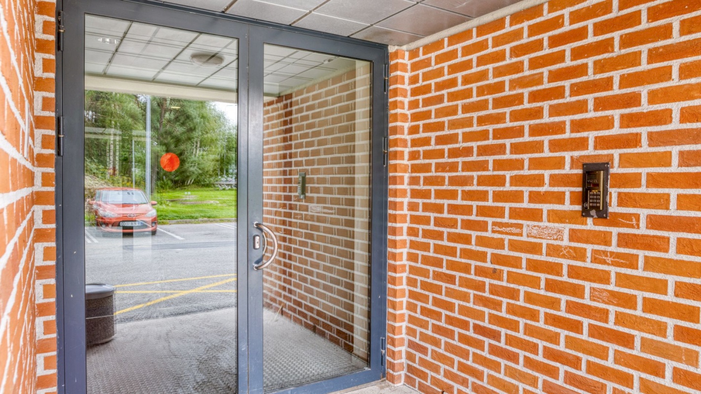 Tallinn, Mustamäe linnaosa, Kadaka pst 169b