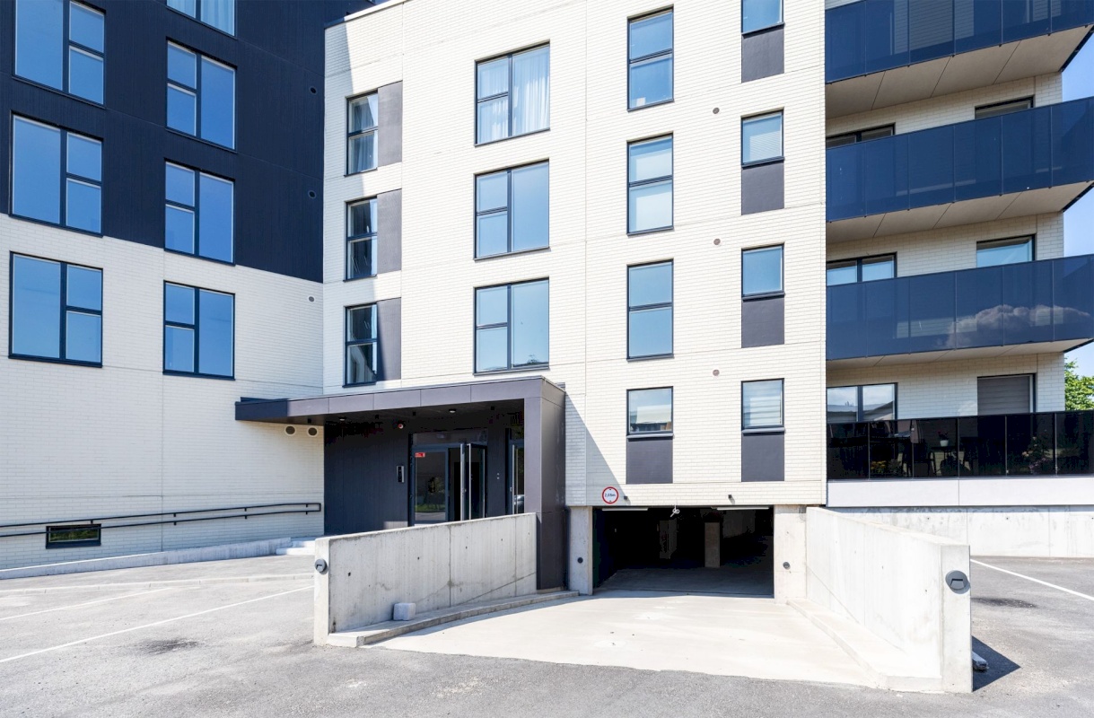 Tallinn, Kesklinna linnaosa, Madalmaa 1