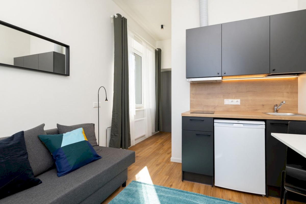 Tallinn, Mustamäe linnaosa, Sääse, Laki 24-318