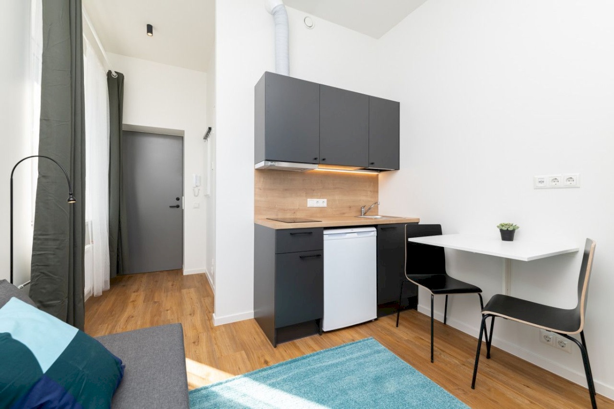 Tallinn, Mustamäe linnaosa, Sääse, Laki 24-318