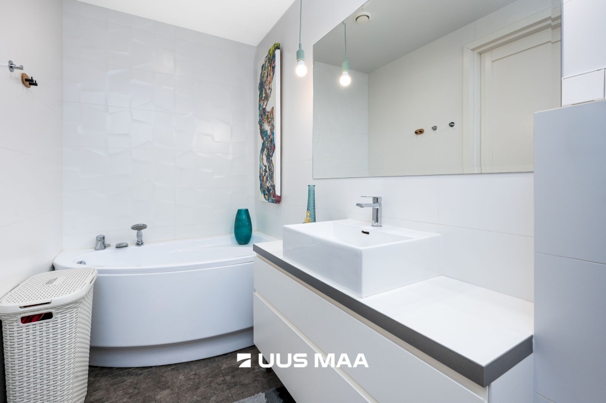 Tallinn, Kesklinna linnaosa, Kadriorg, Kiikri tn 3