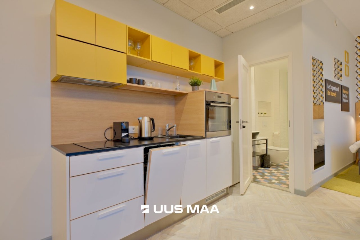 Tallinn, Kesklinna linnaosa, Südalinn, Pärnu mnt 17