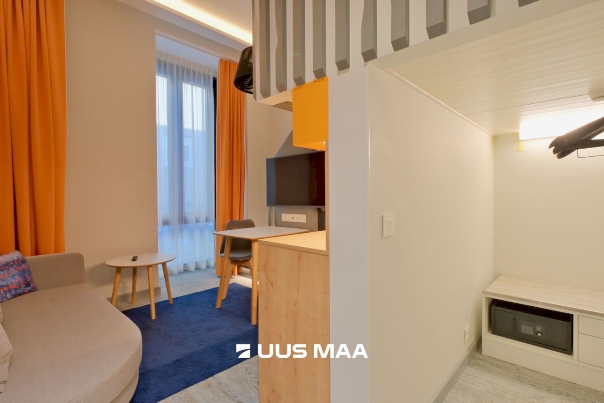 Tallinn, Kesklinna linnaosa, Südalinn, Pärnu mnt 17