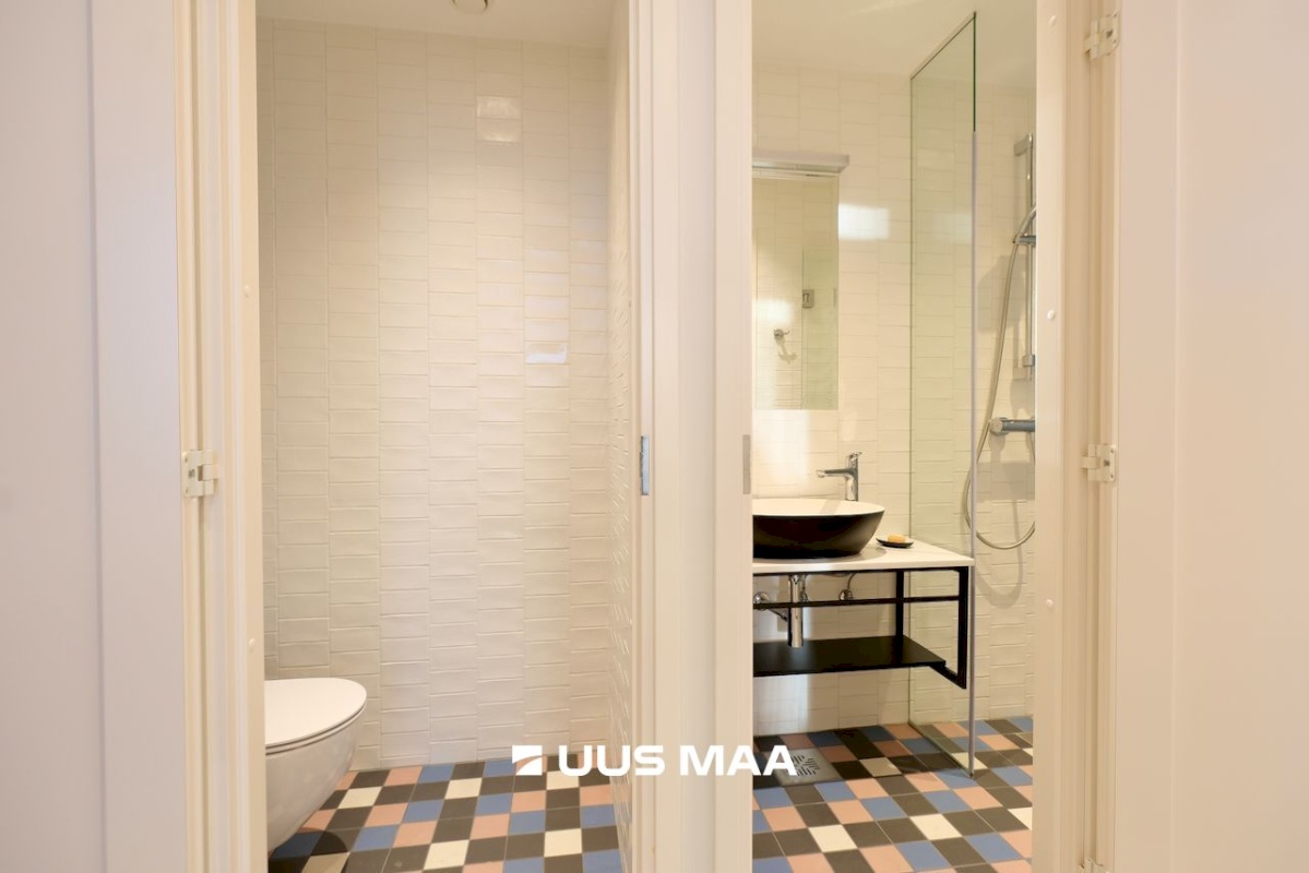 Tallinn, Kesklinna linnaosa, Südalinn, Pärnu mnt 17