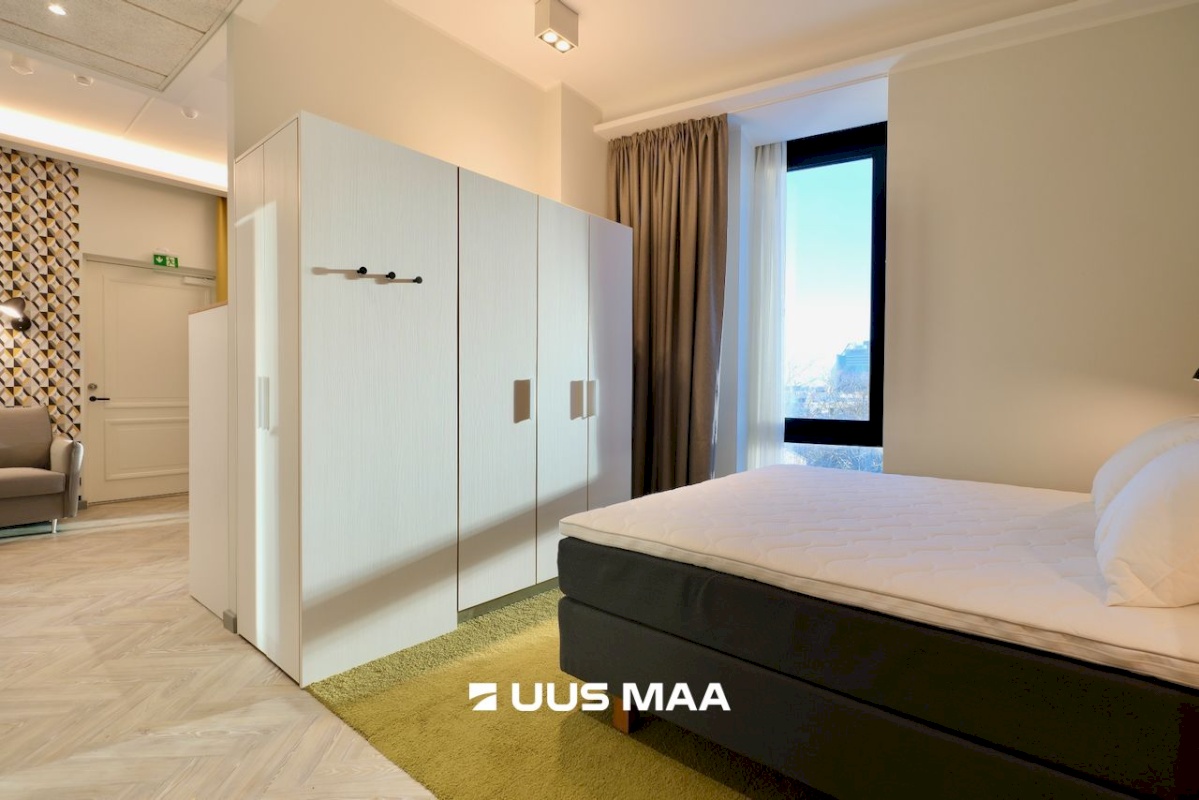 Tallinn, Kesklinna linnaosa, Südalinn, Pärnu mnt 17