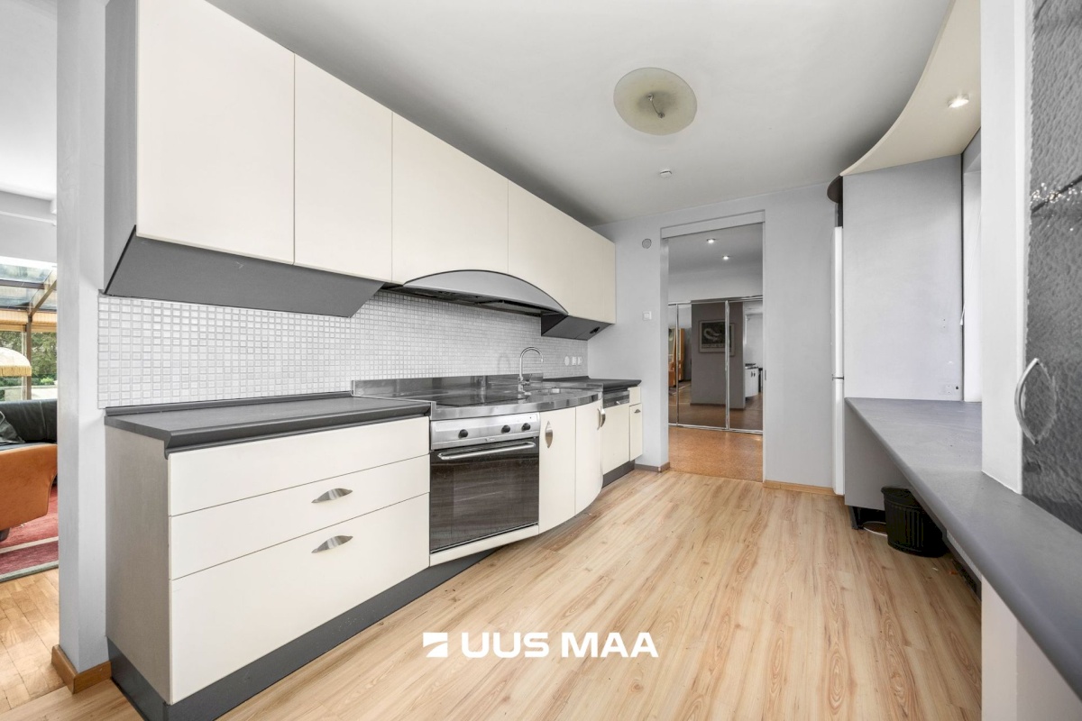 Tallinn, Nõmme linnaosa, Kivimäe, Sõbra 40a