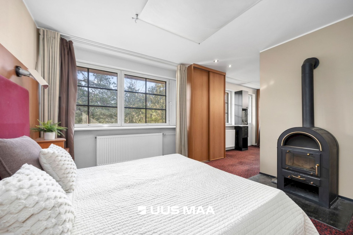 Tallinn, Nõmme linnaosa, Kivimäe, Sõbra 40a