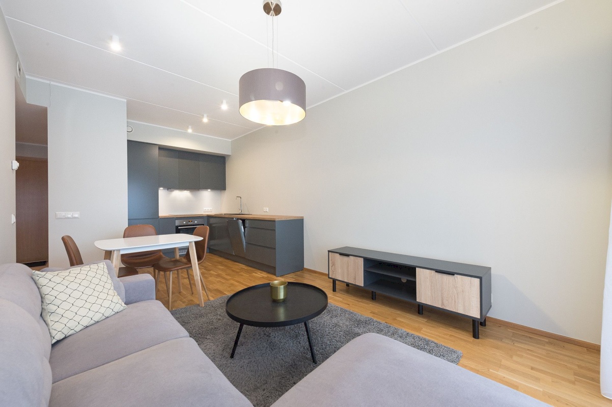 Rae vald, Peetri alevik, Sinilille tee 2/3