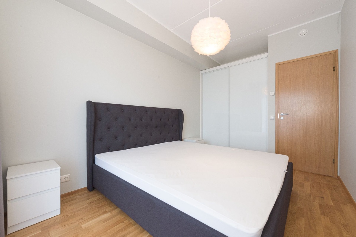 Rae vald, Peetri alevik, Sinilille tee 2/3