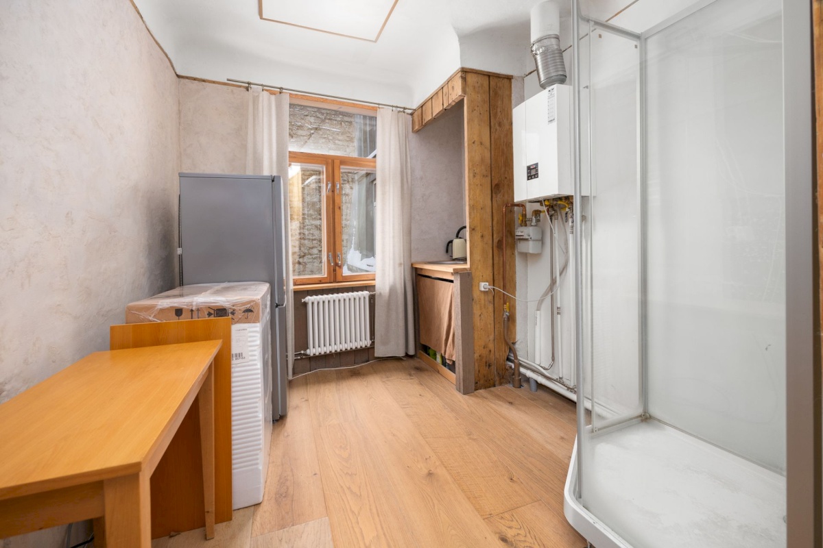 Tallinn, Kesklinna linnaosa, Kadriorg, Tina 20