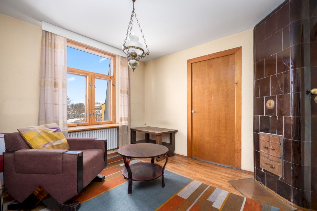 Tallinn, Kesklinna linnaosa, Kadriorg, Tina 20