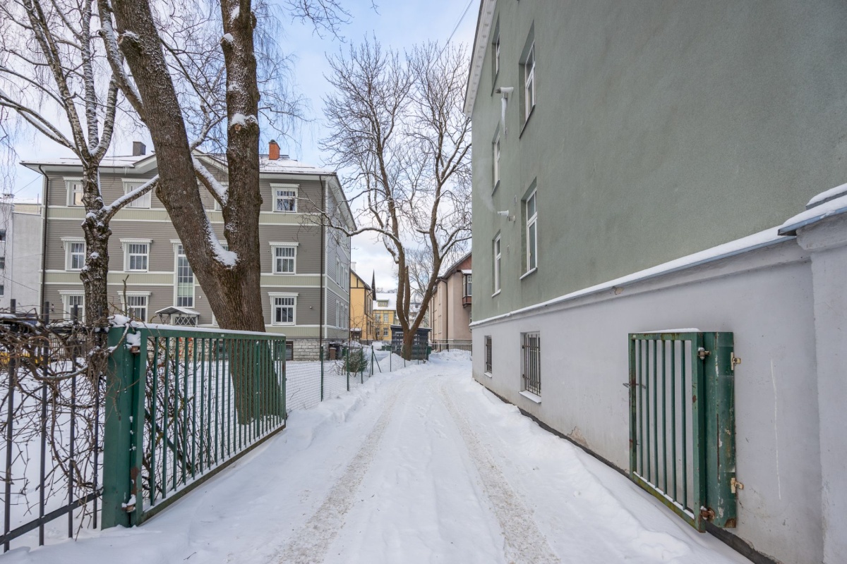 Tallinn, Kesklinna linnaosa, Kadriorg, Tina 20