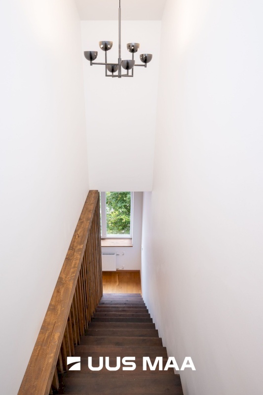 Tallinn, Lasnamäe linnaosa, Peterburi tee 4