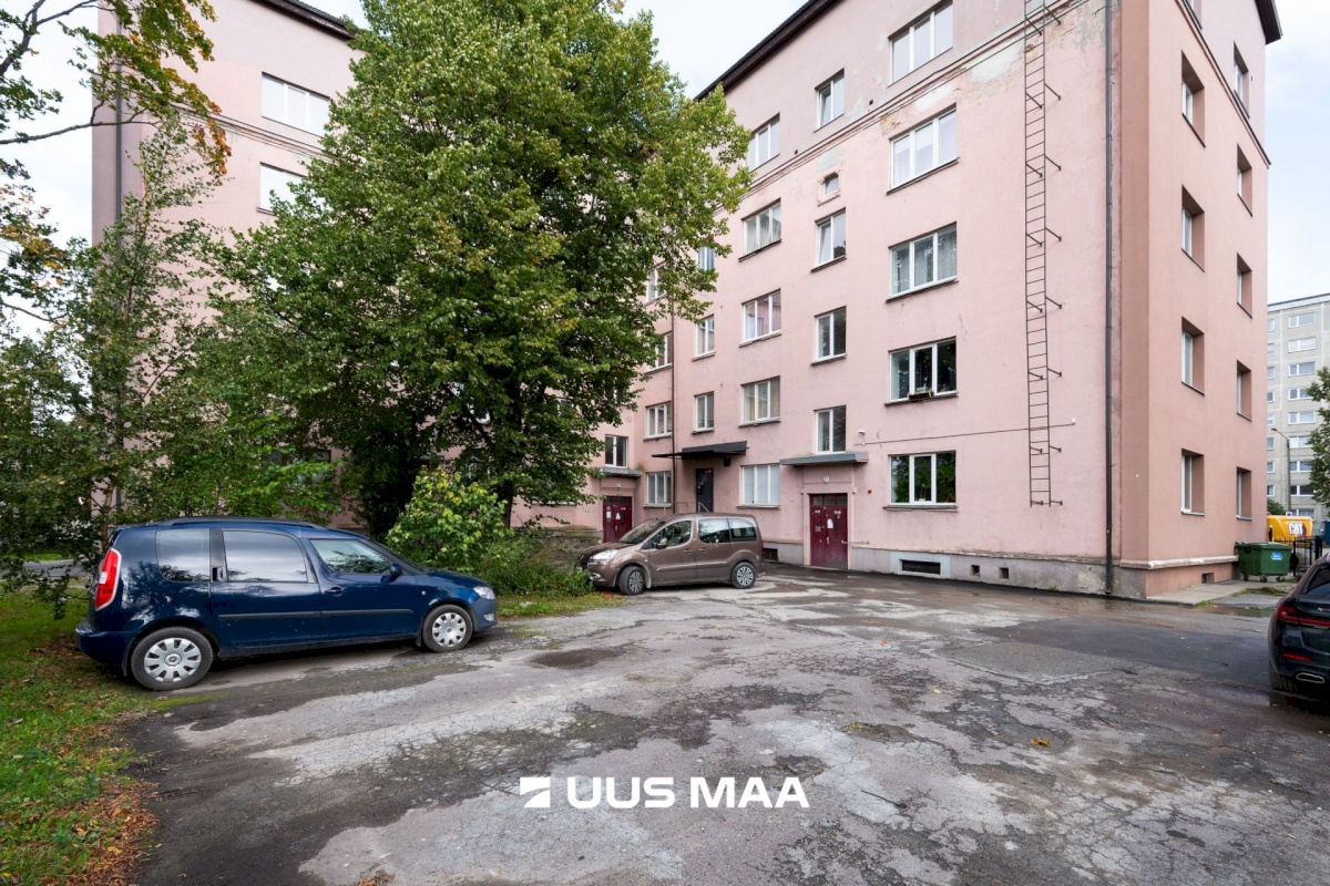 Tallinn, Lasnamäe linnaosa, Peterburi tee 4