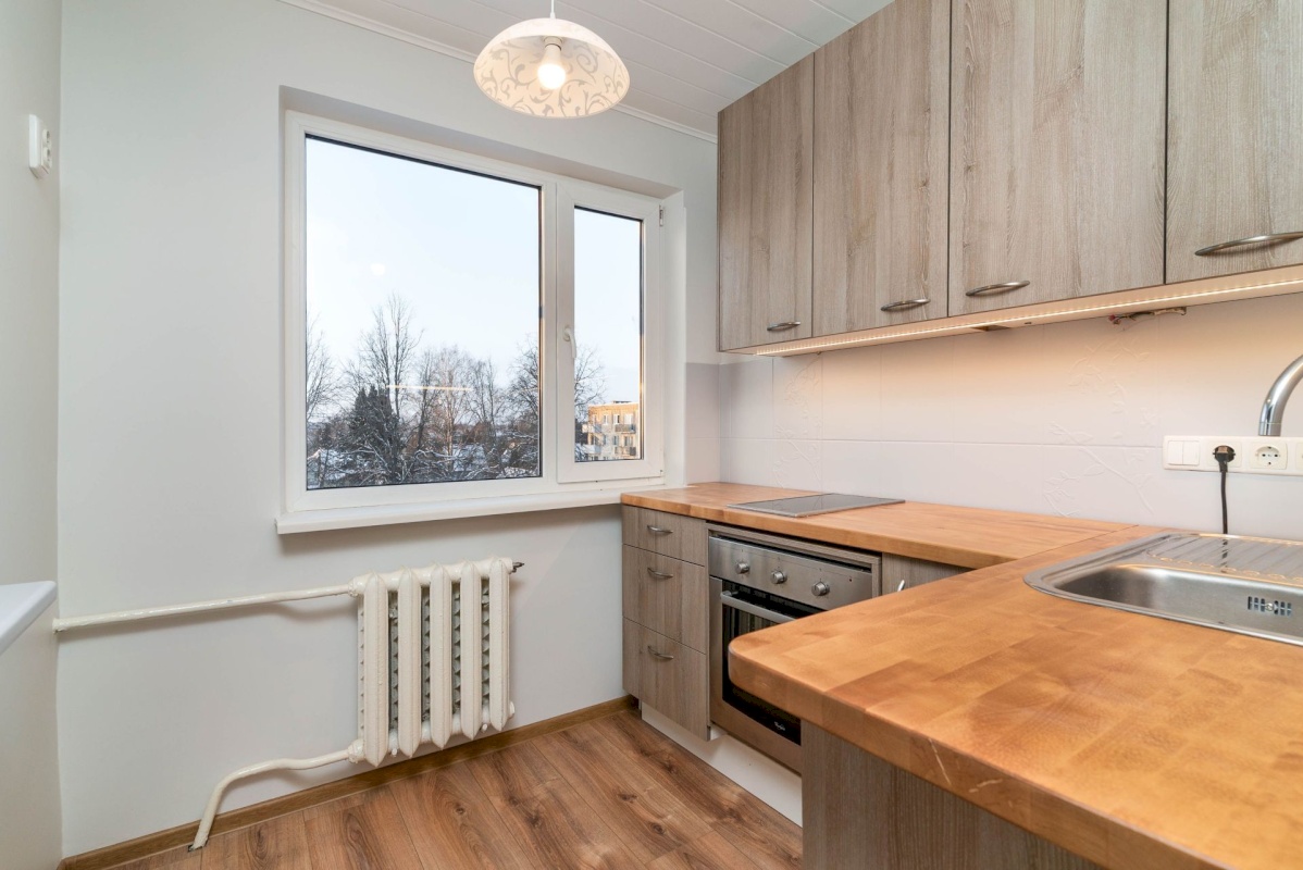 Põhja-Sakala vald, Võhma linn, Kalevi tn 2