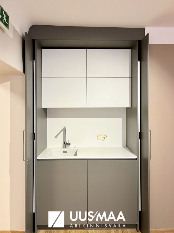 Tallinn, Kesklinna linnaosa, Tõnismägi 9