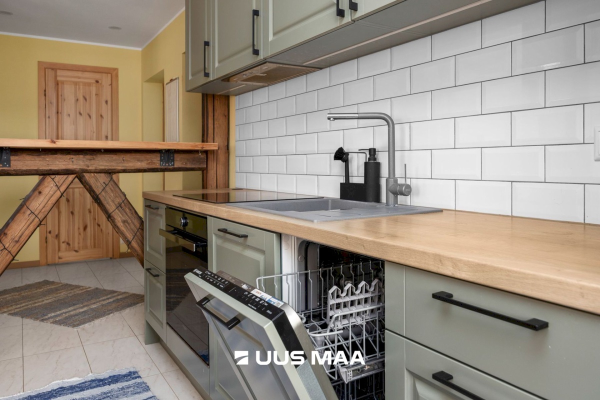 Kuusalu vald, Kuusalu alevik, E. Ahrensi tn 2