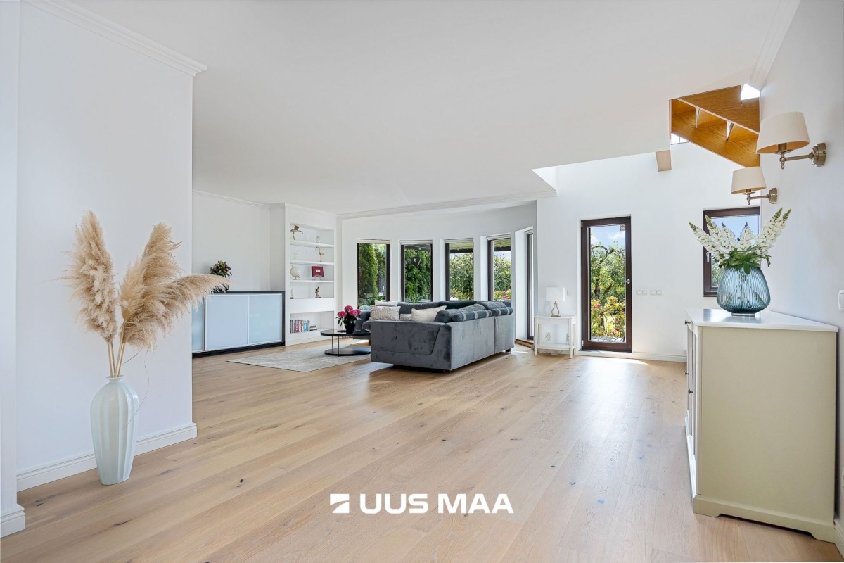 Rae vald, Peetri alevik, Aaviku tee 11