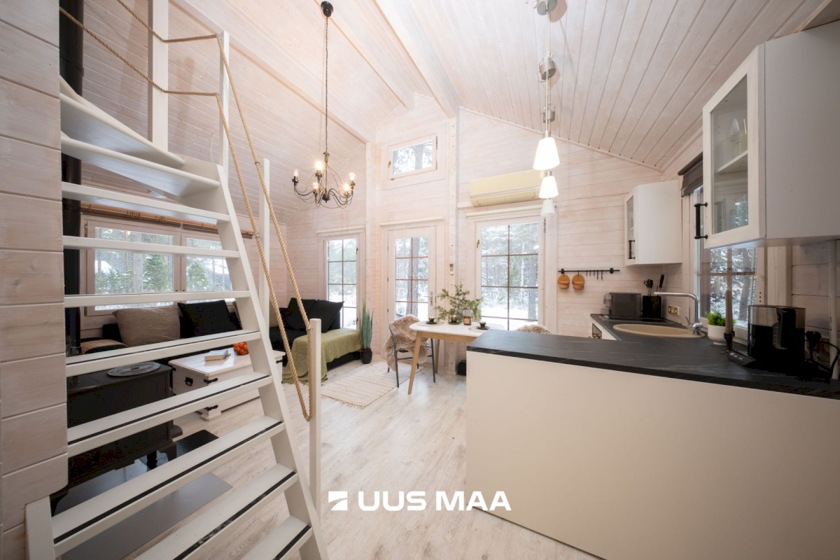 Lääne-Nigula vald, Elbiku küla/Ölbäck, Roosta tee Johanna