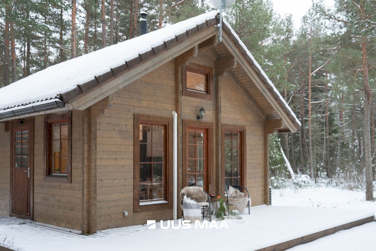 Lääne-Nigula vald, Elbiku küla/Ölbäck, Roosta tee Johanna
