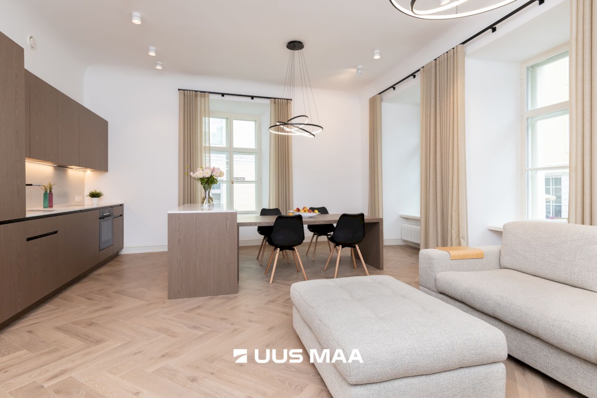 Tallinn, Kesklinna linnaosa, Vanalinna, Lai tn 13