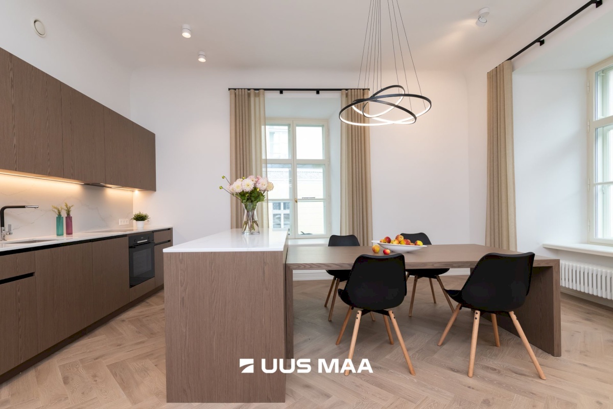 Tallinn, Kesklinna linnaosa, Vanalinna, Lai tn 13