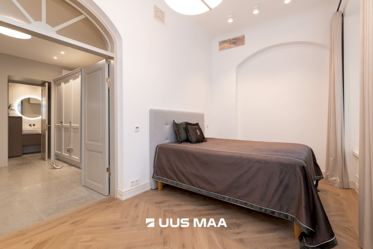 Tallinn, Kesklinna linnaosa, Vanalinna, Lai tn 13