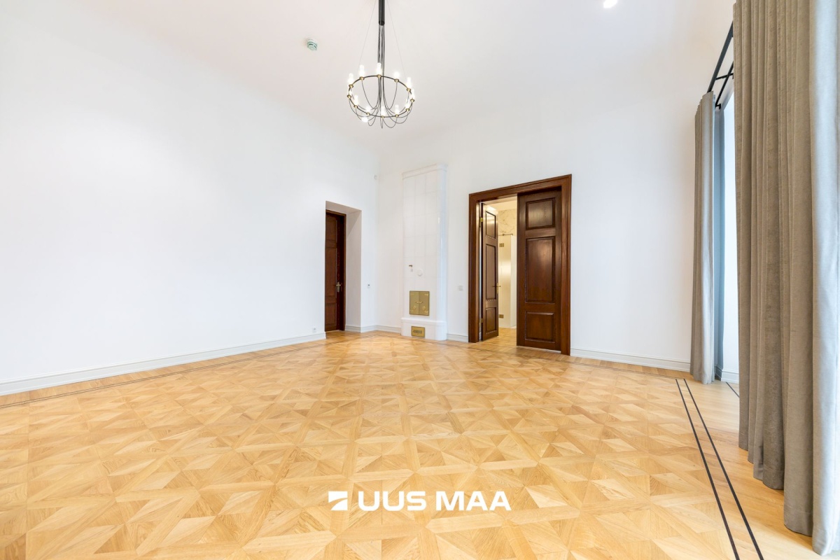 Tallinn, Kesklinna linnaosa, Vanalinna, Lai tn 13