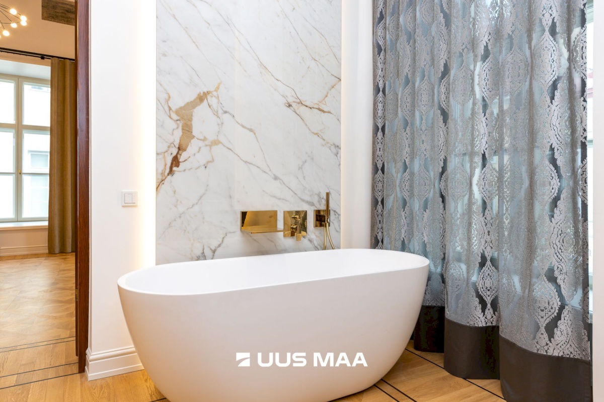 Tallinn, Kesklinna linnaosa, Vanalinna, Lai tn 13