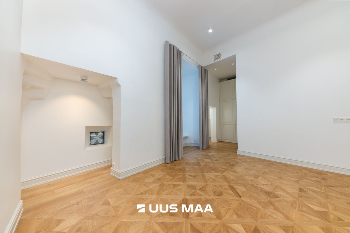 Tallinn, Kesklinna linnaosa, Vanalinna, Lai tn 13