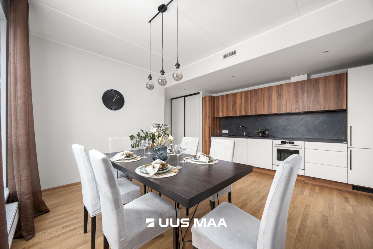 Tallinn, Kesklinna linnaosa, Pärnu mnt 126