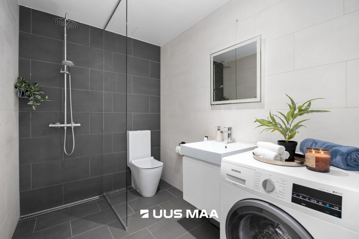 Tallinn, Kesklinna linnaosa, Pärnu mnt 126