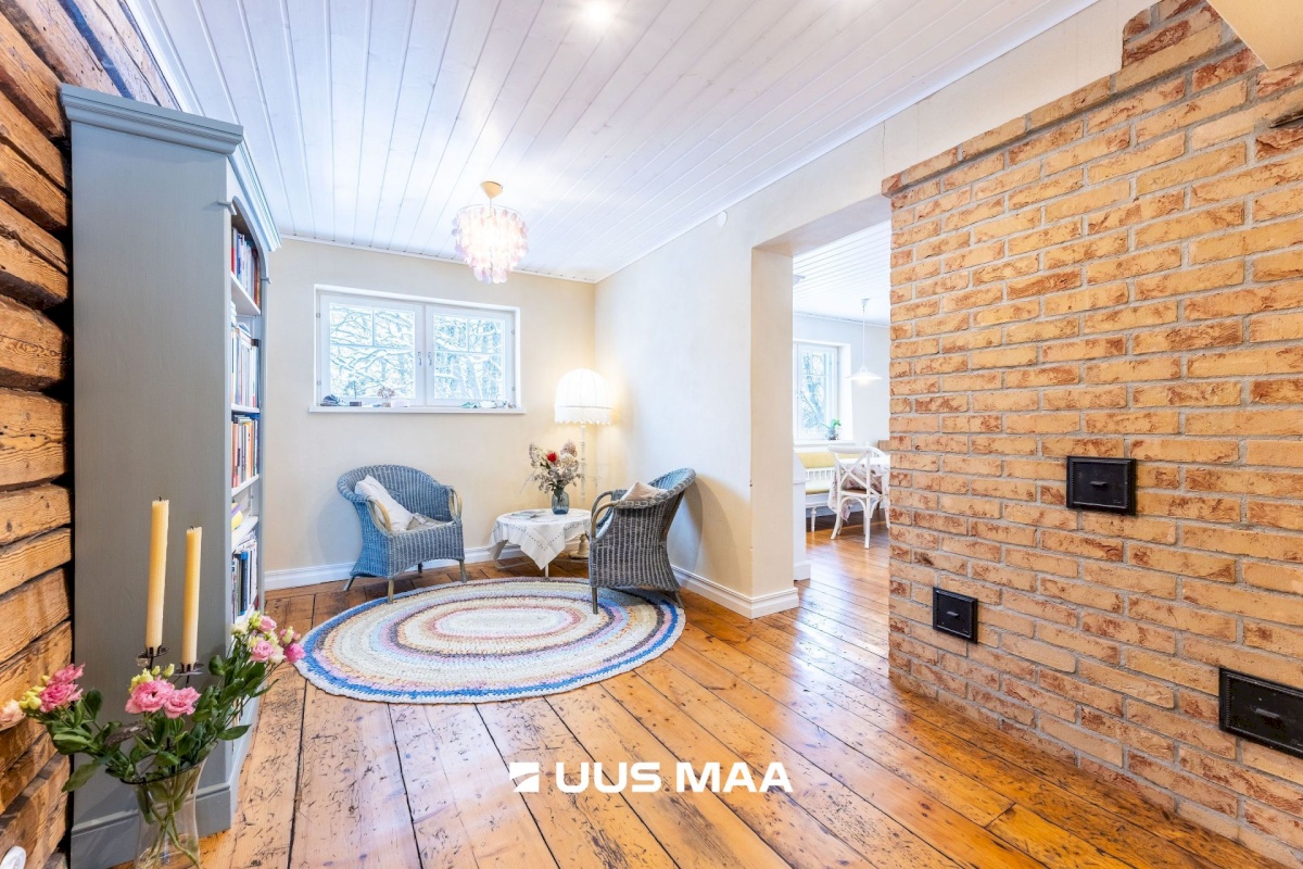 Tapa vald, Karkuse küla, Mõisaõue