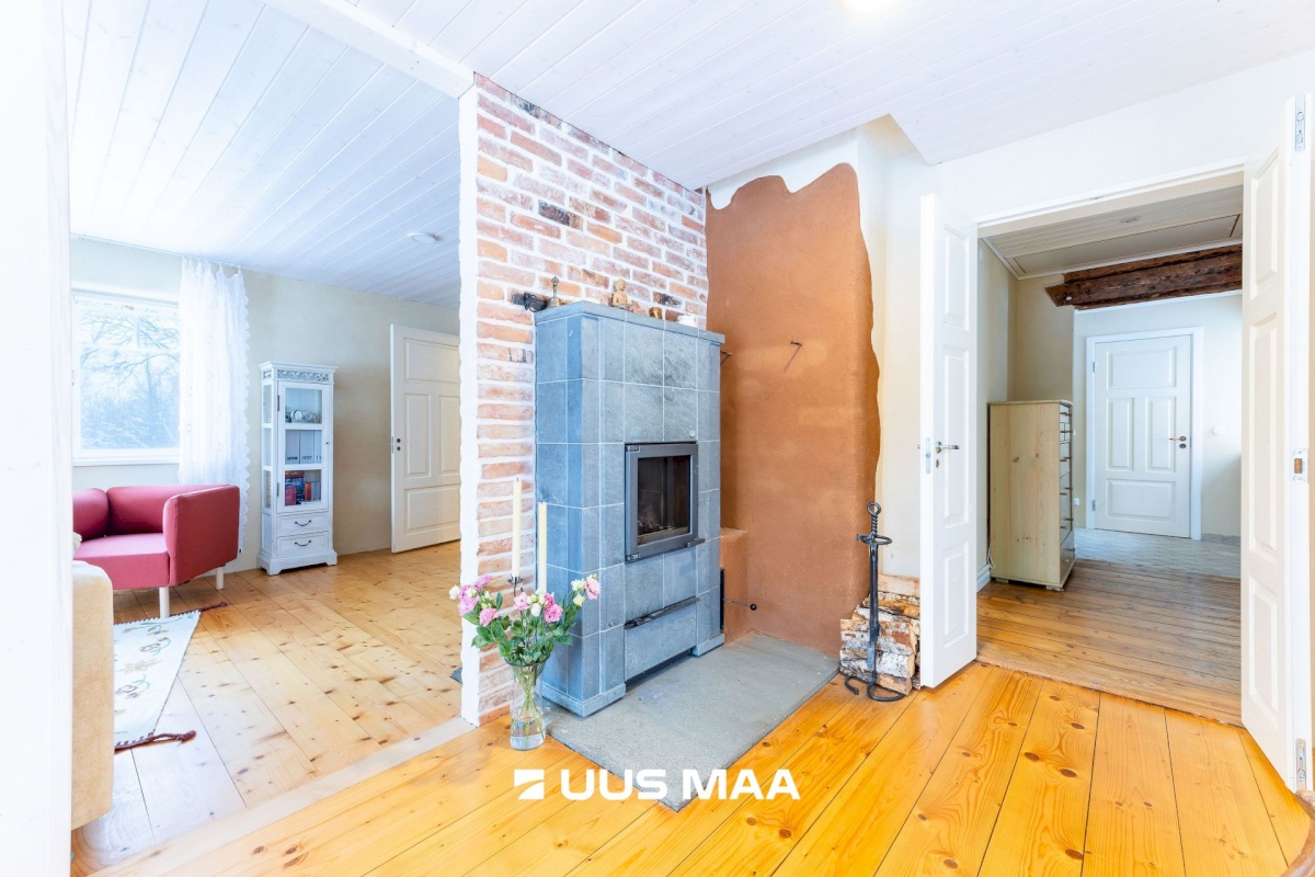 Tapa vald, Karkuse küla, Mõisaõue