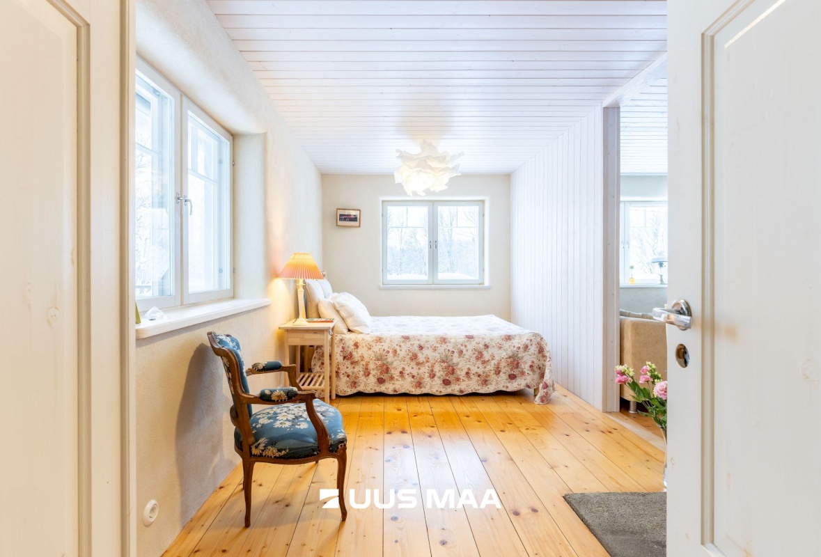 Tapa vald, Karkuse küla, Mõisaõue