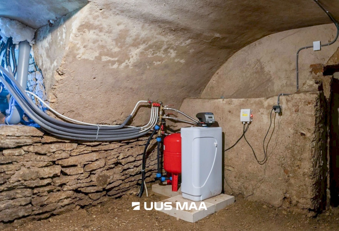 Tapa vald, Karkuse küla, Mõisaõue